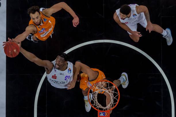 通大学生参 通大学生参